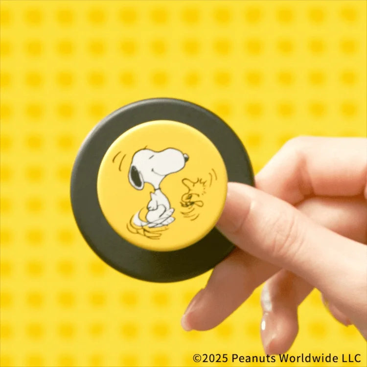 Peanuts Case